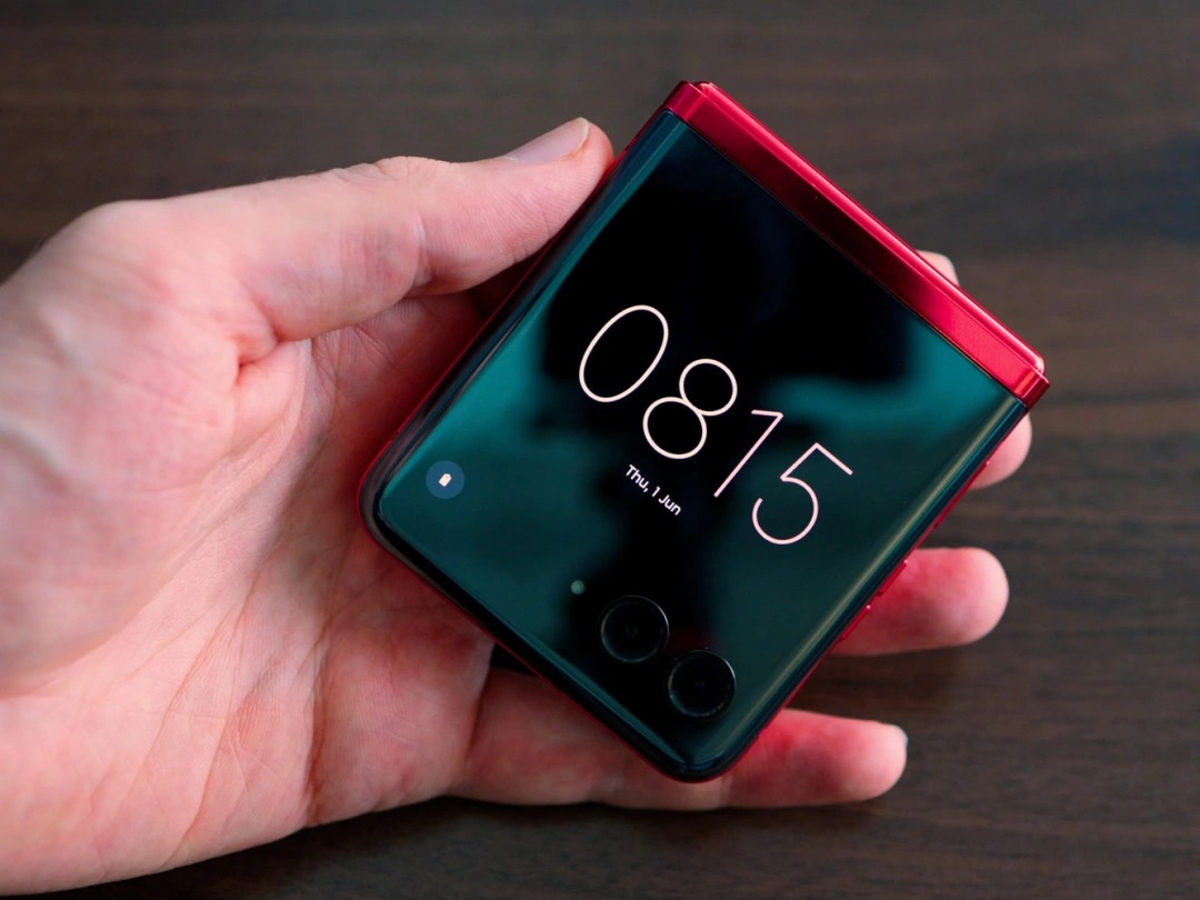 Motorola Razr 40: 22 जून को लॉन्च हो सकती है दुनिया का सबसे Slim स्मार्टफोन, जान लीजिए स्पेक्स