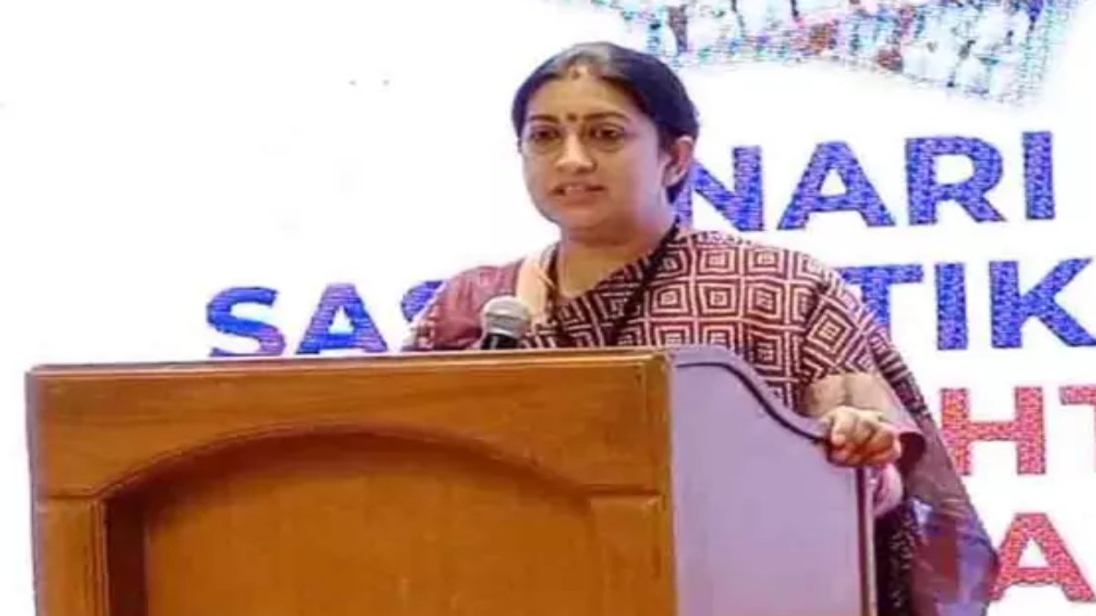 इंदौर में स्मृति ईरानी ने गिनाई मोदी सरकार की 9 साल की उपलब्धियां: विपक्ष पर साधा निशाना, बोली- भेड़िए झुंड में आए… तब भी शेर का शिकार नहीं कर सकते
