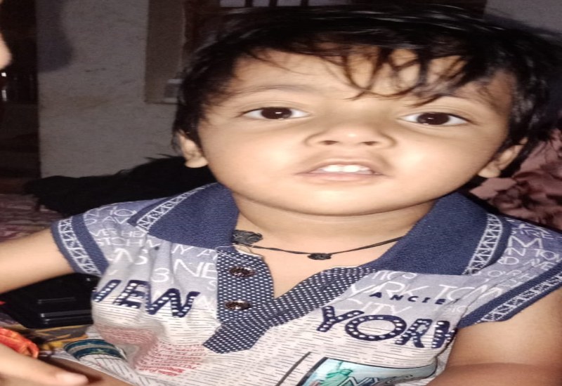 ग्वालियर में हिट एंड रन का मामलाः 8 साल के मासूम की मौत, पति पत्नी घायल, वारदात कैमरे में कैद