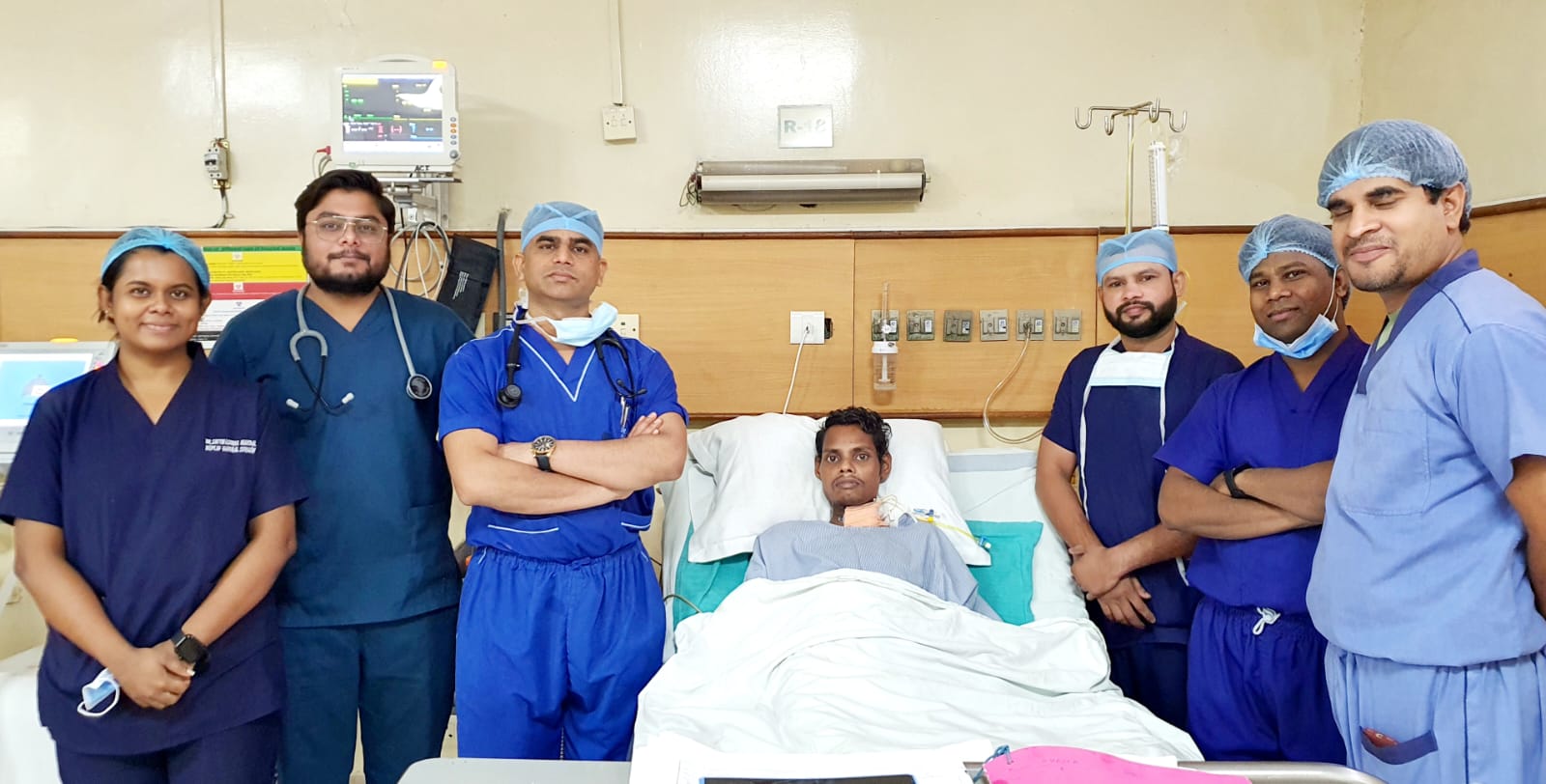 Raipur News: सरकारी अस्पताल में ऑपरेशन से पहले डॉक्टरों ने मरीज को पिलाया घी, फिर की सर्जरी