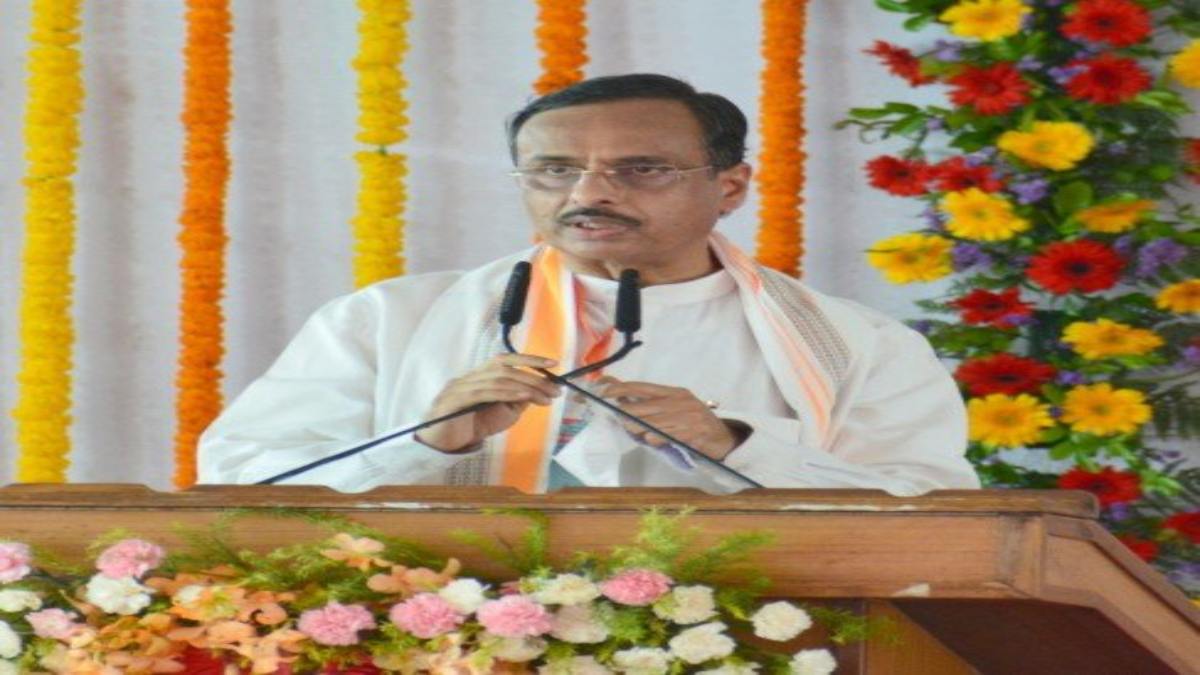 PM मोदी ने बढ़ाया दुनिया में देश का मान, पूर्व डिप्टी सीएम ने विपक्ष के गठजोड़ पर कसा तंज