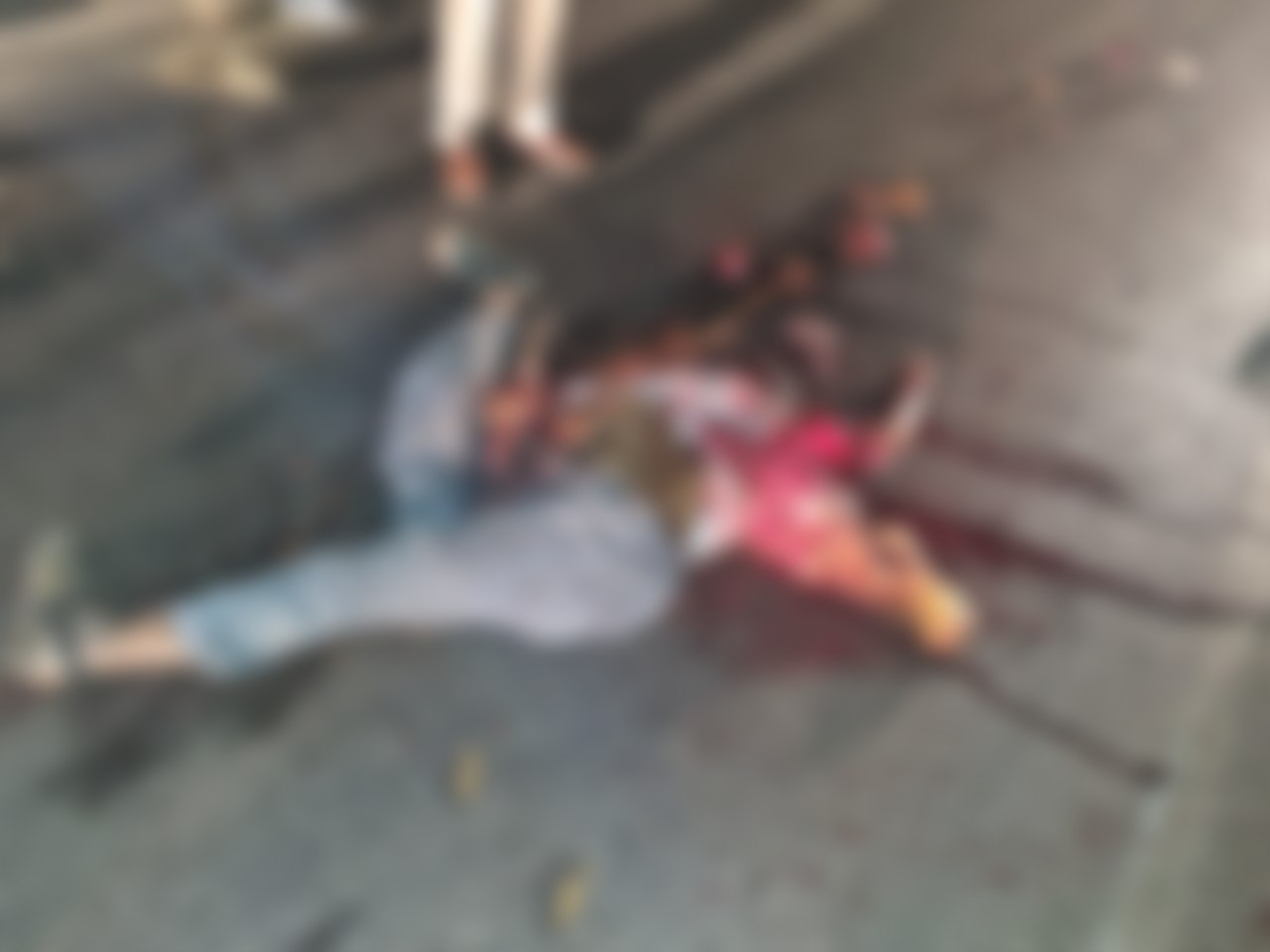 CG NEWS: अज्ञात वाहन ने मारी बाइक सवार को ठोकर, युवक के उड़े चिथड़े, हादसा देखकर कांप गई लोगों की रूह