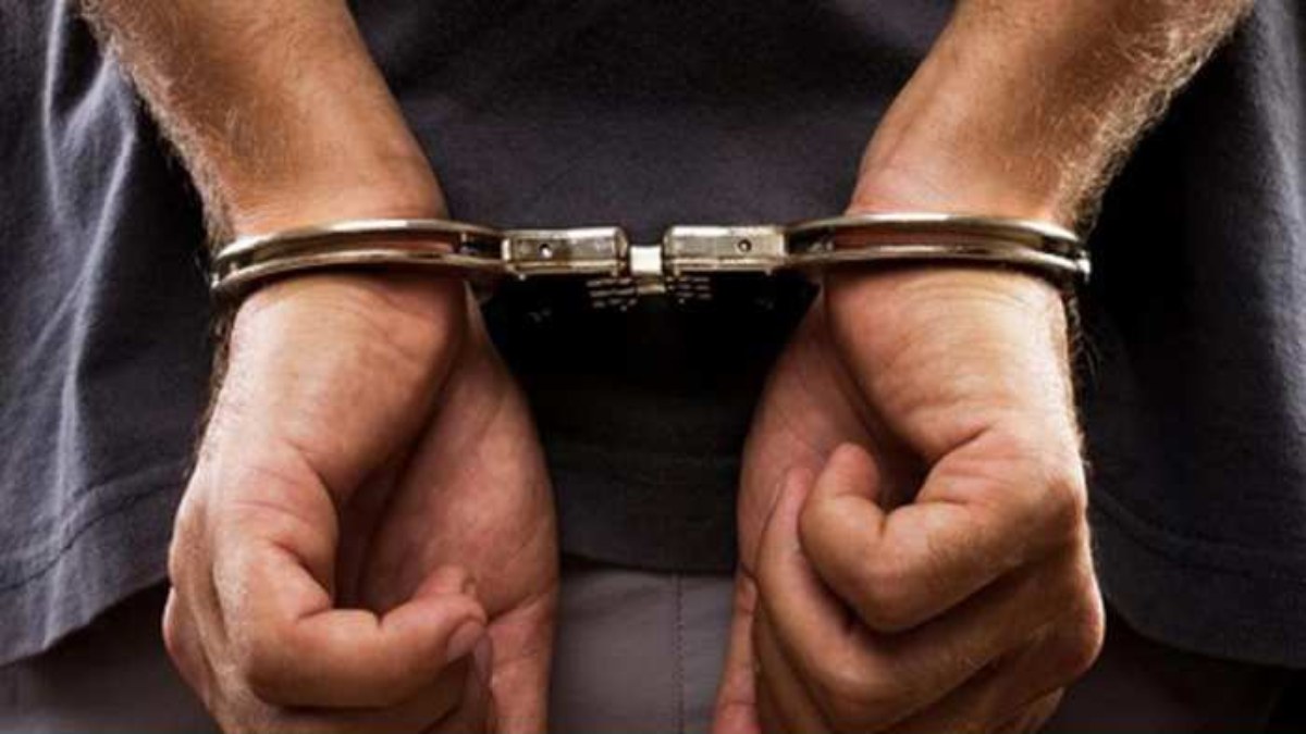 क्रिकेट खेलने के लिए बताई गलत उम्र,बारामती पुलिस ने खिलाड़ी को किया गिरफ्तार