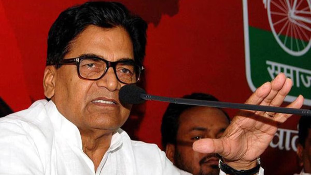 दुकानों पर नेमप्लेट का सपा नेता रामगोपाल यादव ने किया विरोध, कहा- मुसलमानों काे प्रताड़ित करने का तरीका