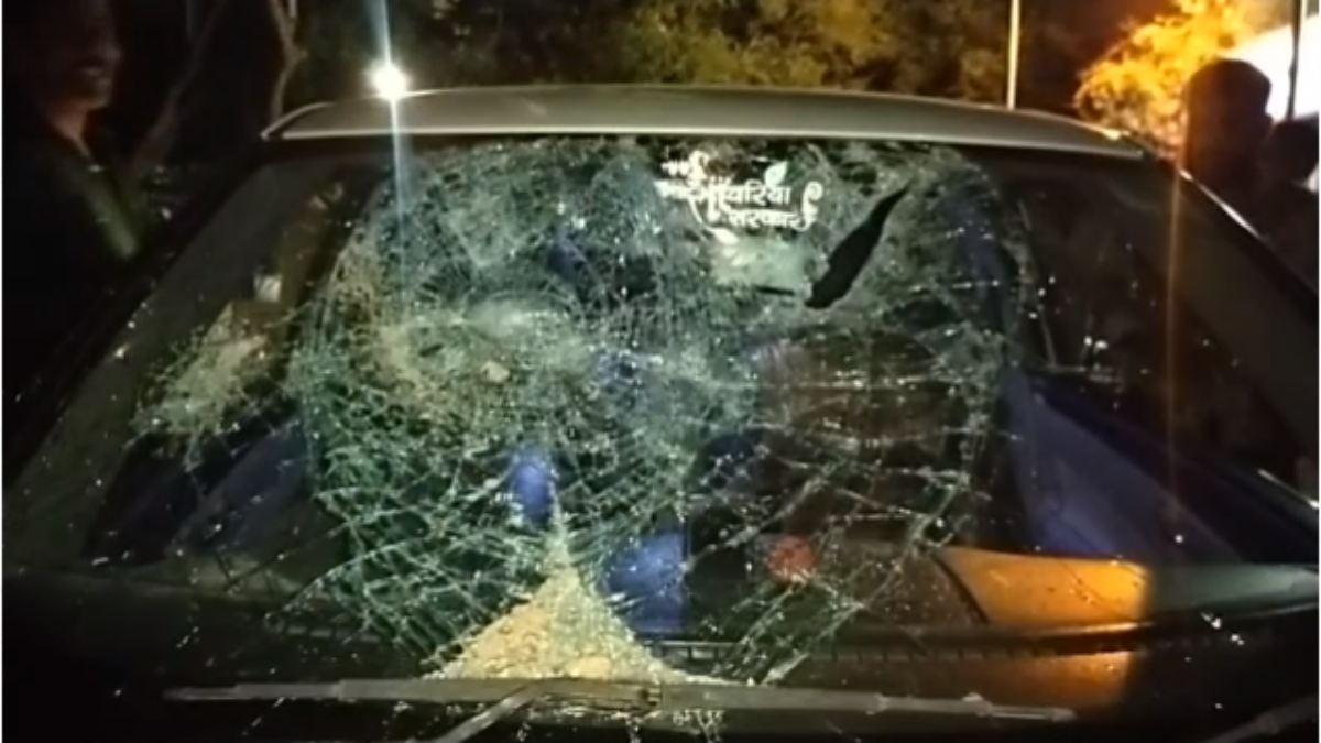 गुंडा टैक्स वसूली! बदमाशों ने राहगीरों को रोक कर मांगे पैसे, ना देने पर वाहनों में की तोड़फोड़ और मारपीट, एक घायल