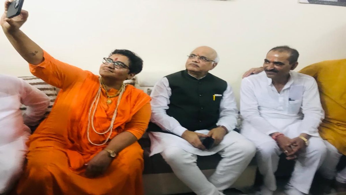 बीजेपी का मैनेजमेंट डिकोड: रूठों को मनाने की कवायद तेज, केंद्रीय नेता की मौजूदगी में सेल्फी लेंगे सांसद