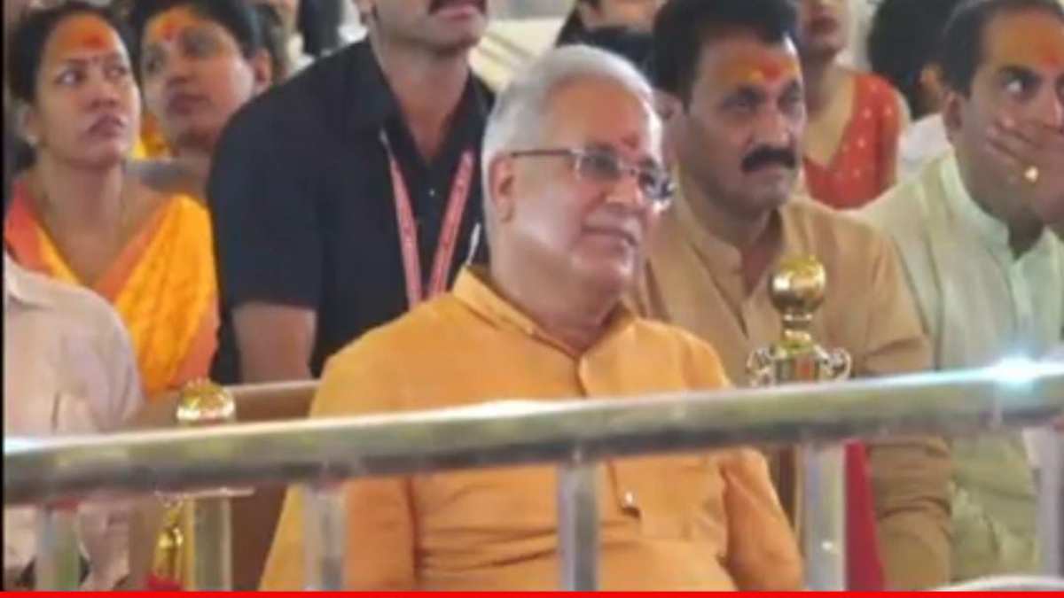 राष्ट्रीय रामायण महोत्सव LIVE : कवि कुमार विश्वास ने जब राम-भरत प्रसंग पर कथा सुनाई तो भावुक हुए CM भूपेश बघेल