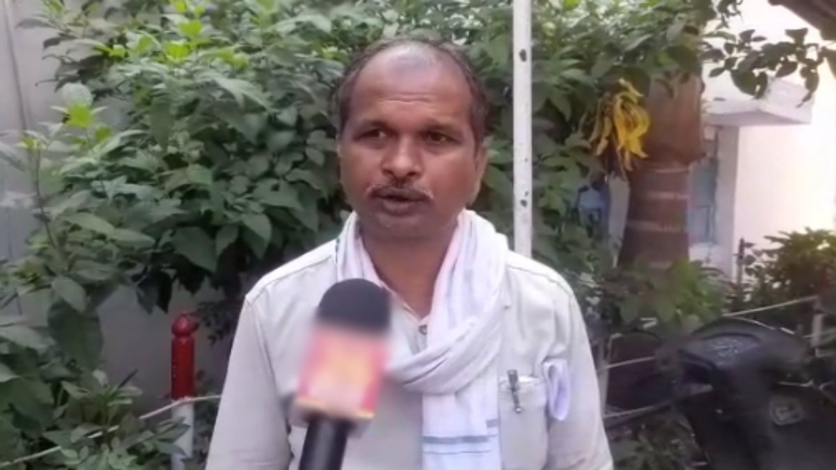 सचिव का गला काट कर मंदिर में चढ़ाने की धमकी: गाली-गलौच करते हुए सचिव का दबाया गला, थाने में शिकायत दर्ज, जानें क्या है वजह