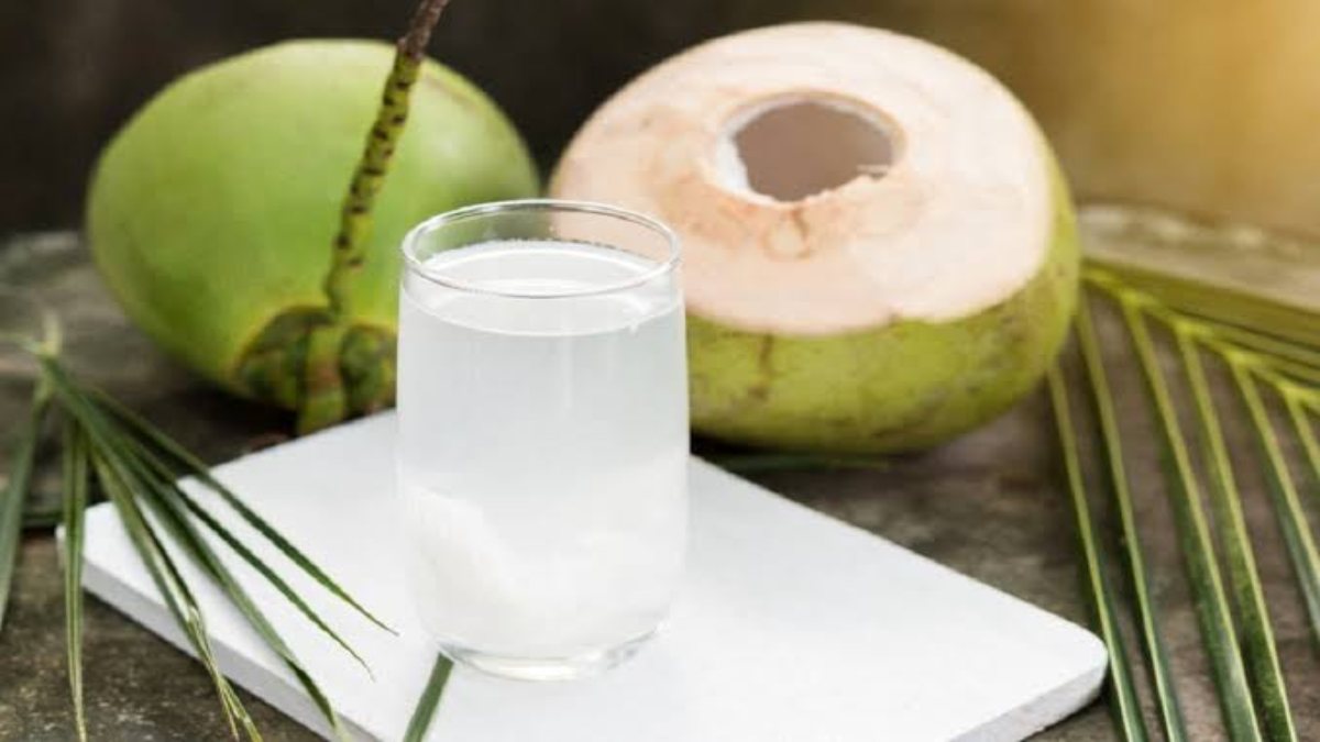 गर्मी में पानी की कमी के चलते अक्सर लोगों को होती है यूरिन इंफेक्शन की प्रॉब्लम, ये सभी जूस दिलाएंगे राहत…