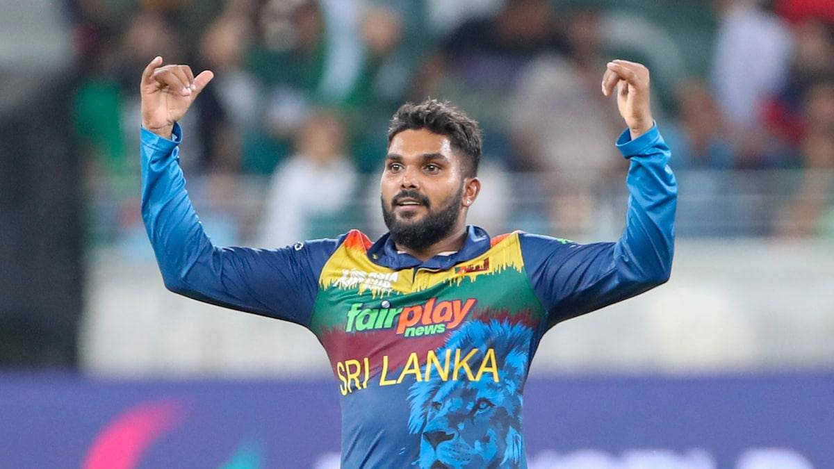 ICC World Cup Qualifiers 2023: हसरंगा की फिरकी में फंसे आयरलैंड के बल्लेबाज, ऐसा करने वाले दुनिया के पहले स्पिनर बने…