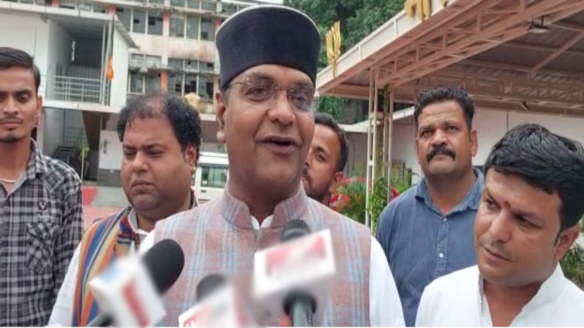 कांग्रेस के गौ रक्षकों के सम्मेलन पर मंत्री विश्वास सारंग का निशाना, कमलनाथ और राहुल गांधी से पूछा- केरल में गौ मांस खाने के मामले में आपका क्या स्टैंड है?