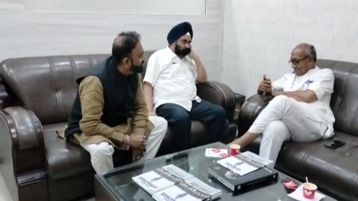क्या BJP का गिरेगा एक और विकेट ?: पूर्व मंत्री हरेंद्र जीत सिंह ने की दिग्विजय सिंह से मुलाकात, कहा- सार्थक चर्चा हुई, समय आने पर बताऊंगा