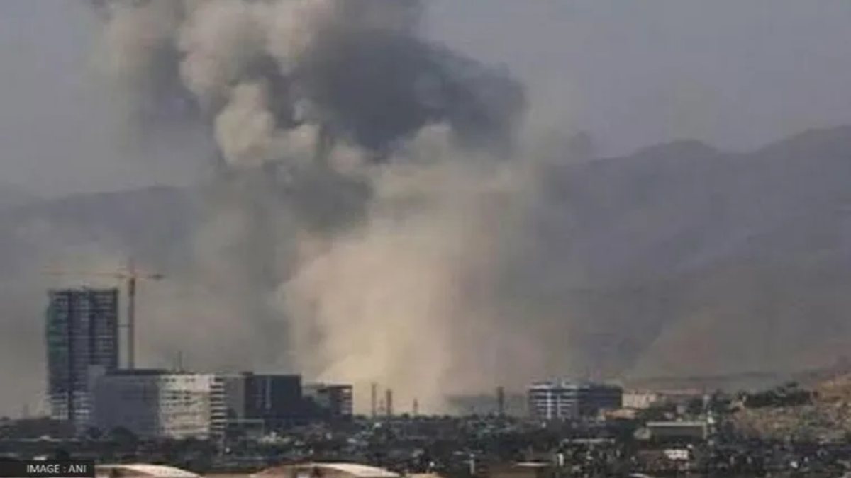 BOMB BLAST BREAKING: डिप्टी गवर्नर के अंतिम संस्कार में बम धमका, 15 लोगों की मौत, 50 से ज्यादा घायल