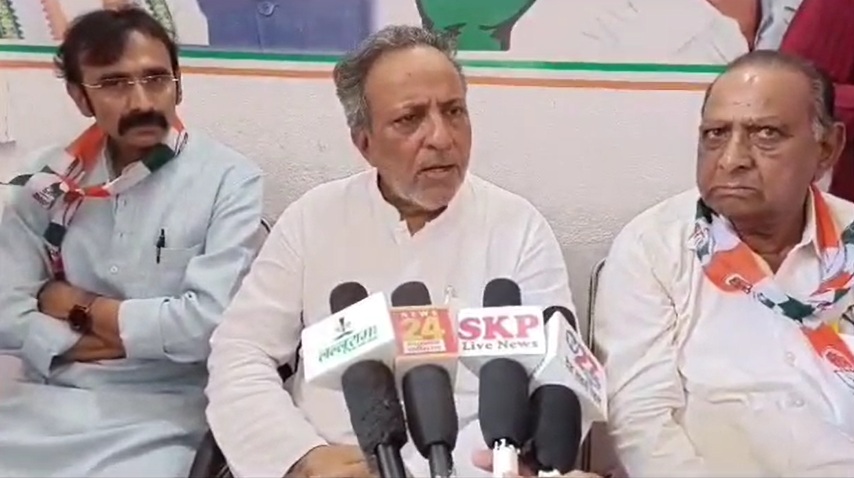 MP मिशन 2023ः कांग्रेस पर्यवेक्षक ने की वन-टू-वन चर्चा, MLA मोढवाडिया बोले- टिकट ऊपर से थोपे नहीं जाएंगे, जमीनी कार्यकर्ताओं से राय लेकर कैंडिडेट होंगे तय