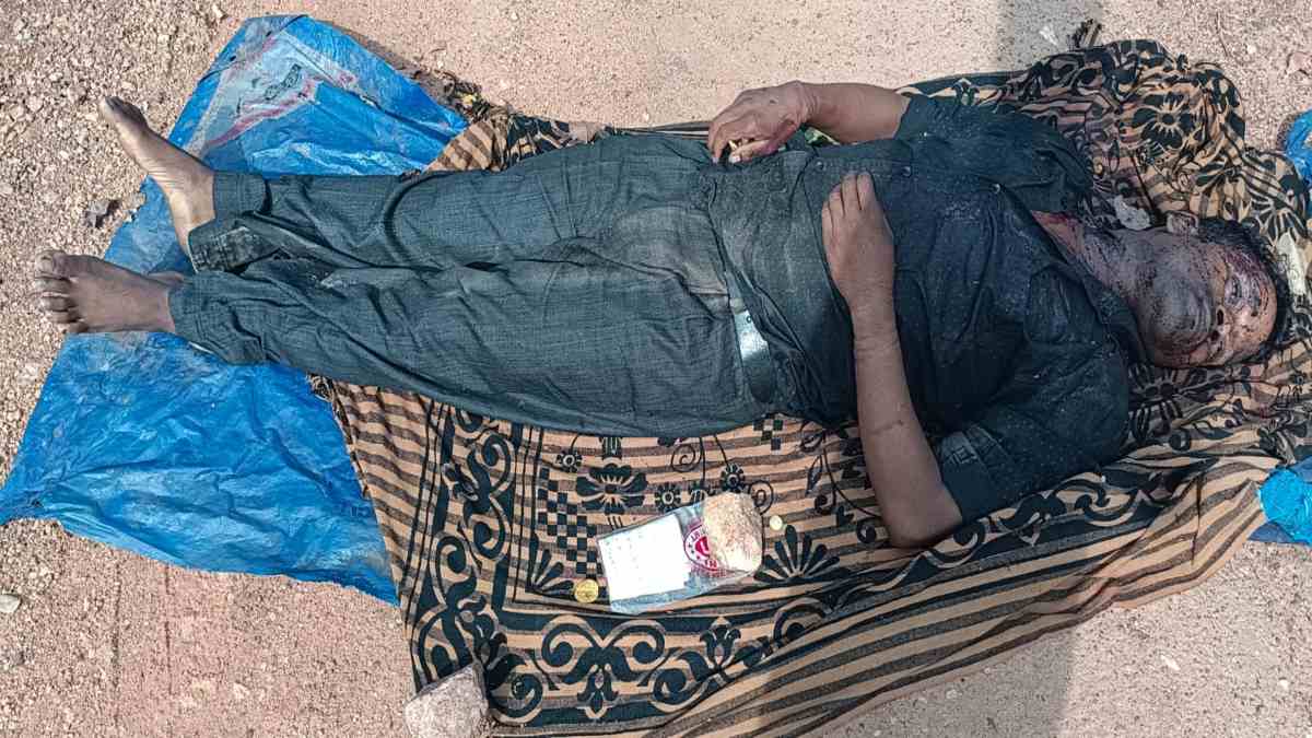 CG NEWS : नक्सलियों ने अपने साथी नक्सली को गोली मारकर उतारा मौत के घाट, पर्ची में बताई हत्या की वजह