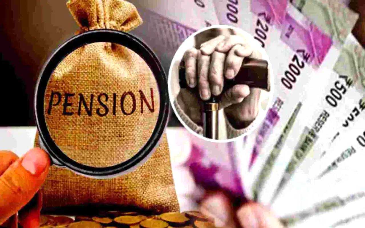 MP में सरकारी अधिकारी-कर्मचारियों को जल्द मिल सकती है सौगात: पुरानी पेंशन की मांग के बीच NPS में सुधार का मसौदा तैयार