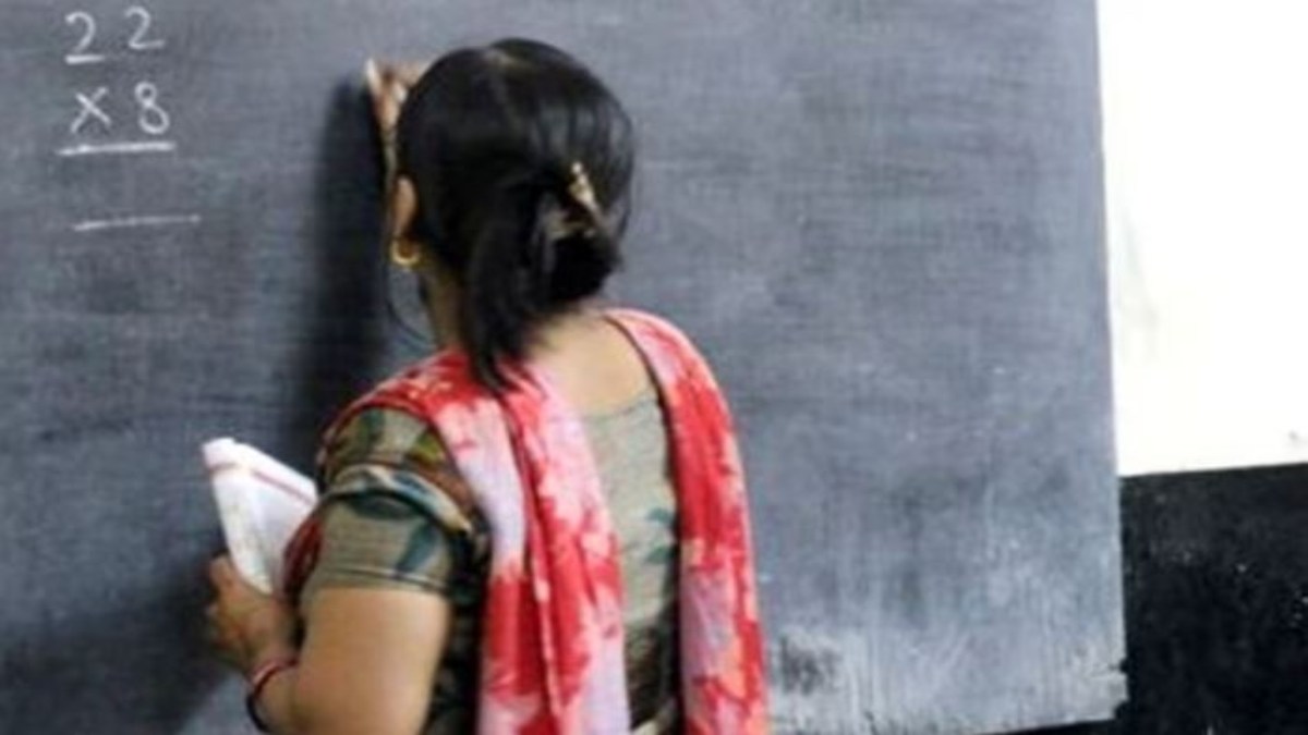 MP में नए सत्र में नई पहल: स्कूलों में शिक्षकों की मनमानी रोकने होगी विशेष मॉनिटरिंग, अधिकारी सप्ताह में 2 दिन करेंगे निरीक्षण
