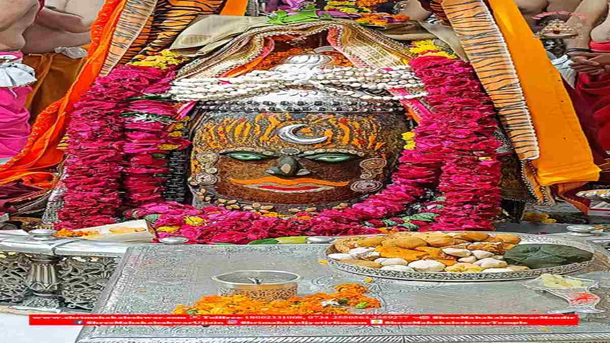 25 जुलाई महाकाल आरती दर्शन: भगवान महाकाल का भांग, सूखे मेवे, चंदन, आभूषण और फूलों से किया राजा स्वरूप श्रृंगार