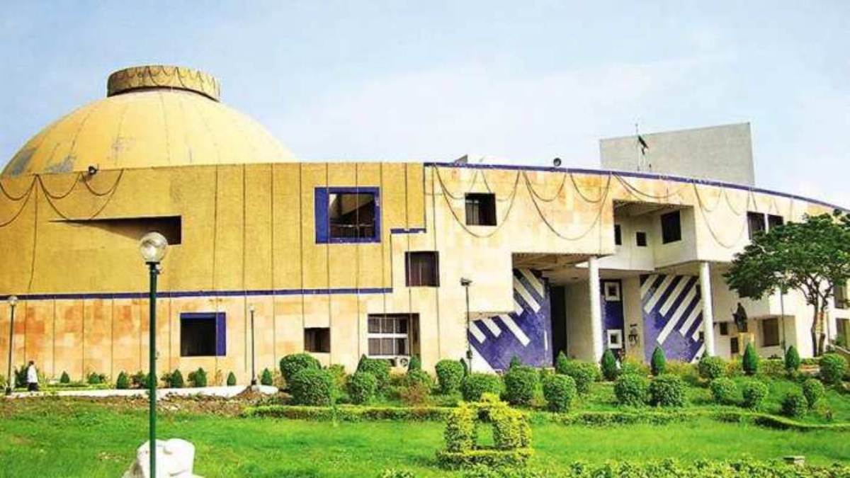 कांग्रेस विधायकों को बूथ मैनेजमेंट का टिप्सः प्रोफेशनल टीम इलेक्शन मैनेजमेंट की बारीकियों को समझाएगी, बैठक में विपक्ष को घेरने की बनाई जाएगी रणनीति