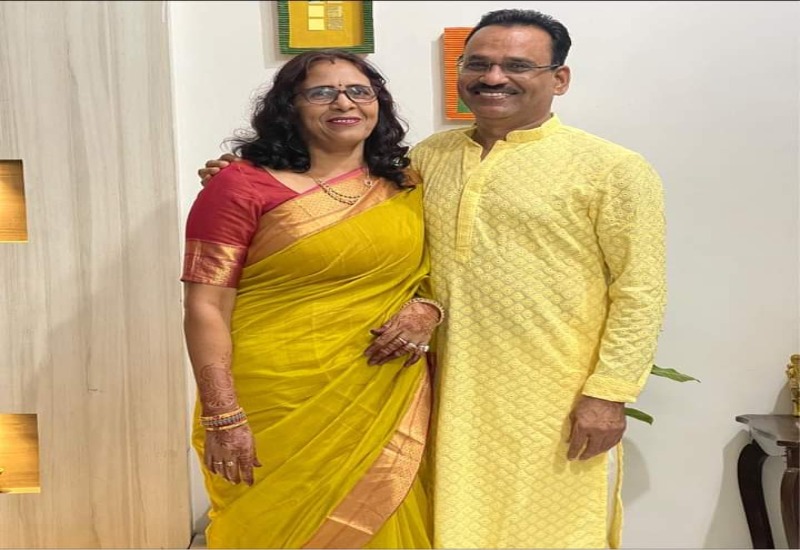 MP में कलेक्टर की पत्नी चेन स्नेचिंग की शिकार: गले से सोने की चेन छीनकर भागे लुटेरे, बाइक सवार दो बदमाशों ने दिया वारदात को अंजाम, देखें CCTV