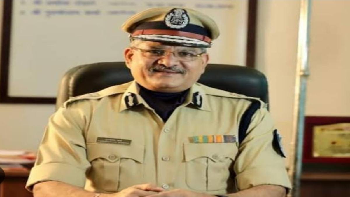 MP News: IPS पुरुषोत्तम शर्मा को VRS नहीं देने पर सरकार को नोटिस, हाईकोर्ट ने जवाब के लिए 21 अगस्त तक का दिया समय