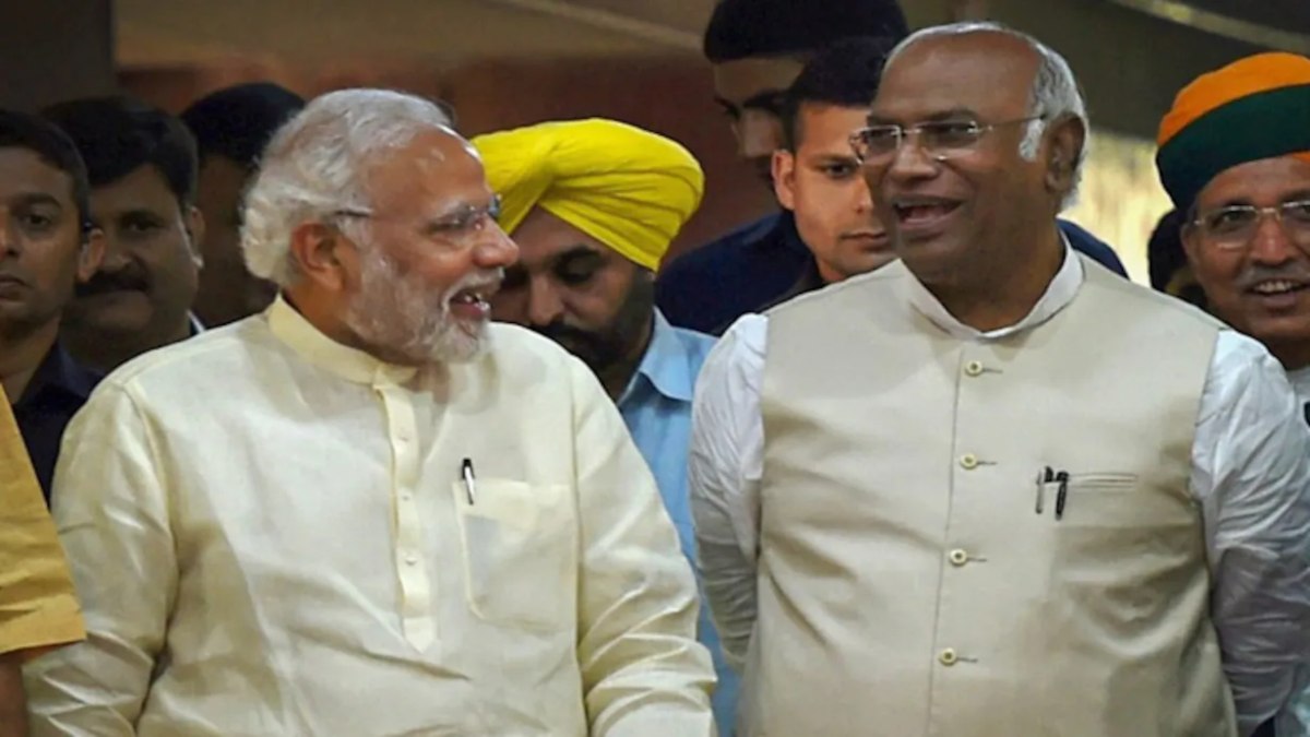 MP में दौरे पर सियासतः कांग्रेस बोली- जानबूझकर पीएम मोदी का दौरा तय कराया, बीजेपी ने कहा- खड़गे संत रविदास के कार्यक्रम में शामिल नहीं होना चाहते