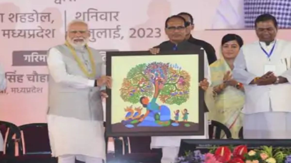 पीएम मोदी की बड़ी घोषणाएं: रानी दुर्गावती के जीवन पर बनेगी फिल्म, चांदी का सिक्का होगा जारी, पूरे देश में बनाई जाएगी 500वीं जन्म शताब्दी