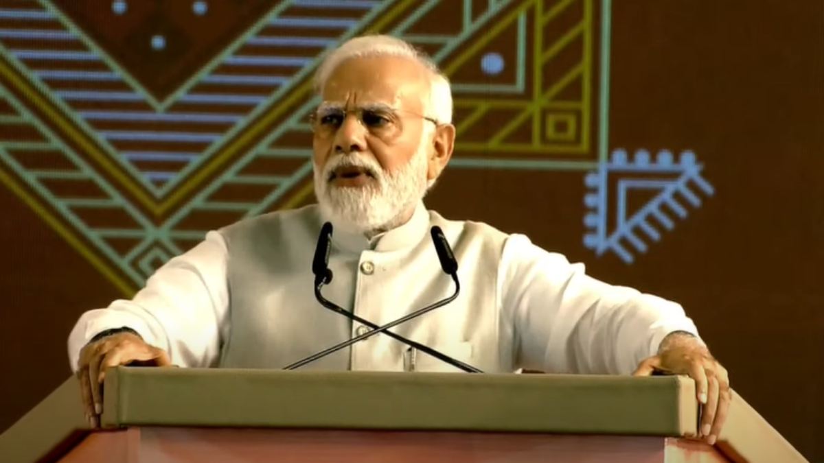 शहडोल में PM मोदी बोले: सिकल सेल से निपटने मैंने जापान दौरे पर एक वैज्ञानिक से मांगी थी मदद, आदिवासियों के प्रति बेरुखी के चलते पहले की सरकारों में बीमारी मुद्दा नहीं थी