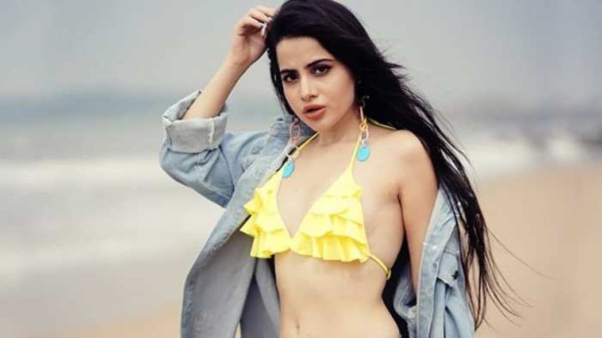 Urfi Javed का दिखा दरियादिल, पेपराजी को दिया खास तोहफा …