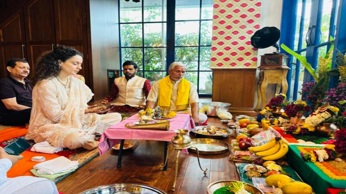 शिव भक्ति में डूबी Kangana Ranaut, अपने घर पर किया रुद्राभिषेक …