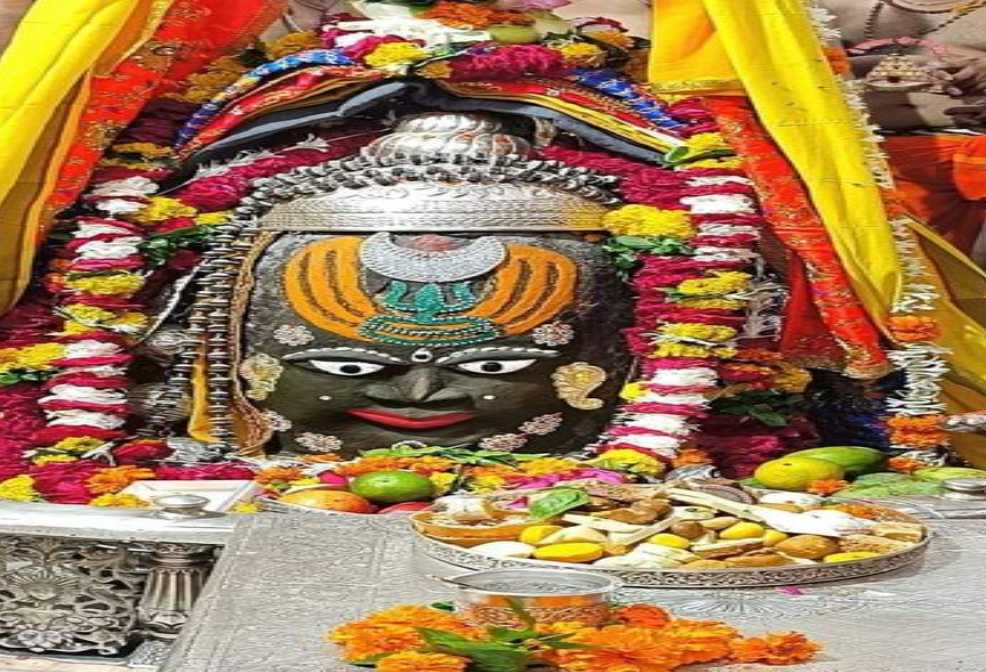 27 जुलाई बाबा महाकाल दर्शनः श्रावण की नवमी तिथि पर  चंद्र मौलेश्वर के रूप में दिए दर्शन, बड़ी संख्या में पहुंचे श्रद्धालु