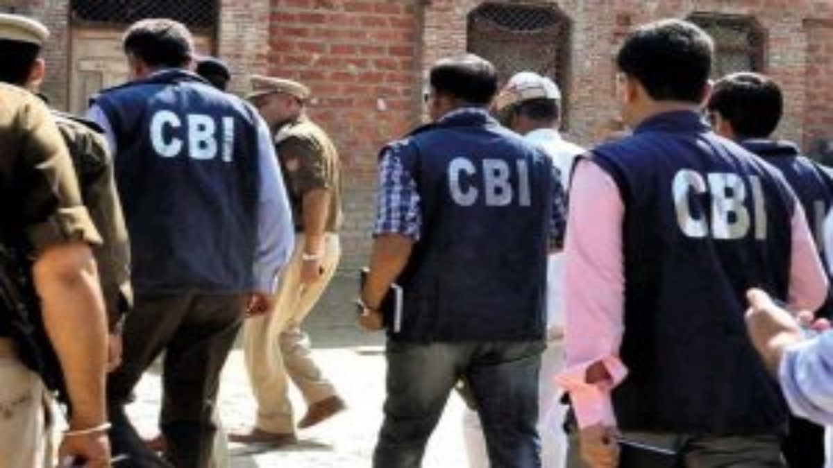 MP BREAKING: CBI ने 20 लाख की रिश्वत मामले में NHAI के जीएम समेत 6 लोगों को किया  गिरफ्तार, 1 करोड़ 10 लाख बरामद