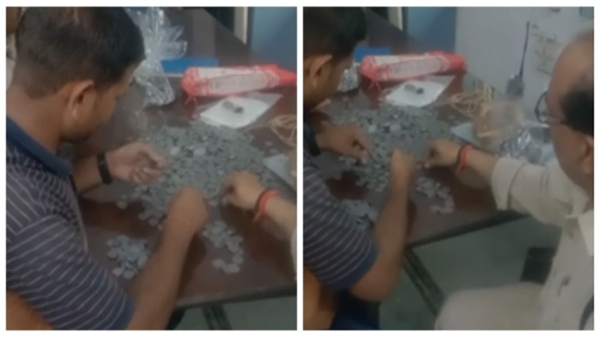 OMG ! जब सिक्कों से भरी दो बोरी लेकर थाने पहुंचा शख्स, गिनने में निकला पुलिस का पसीना, जानें क्या है पूरा मामला 