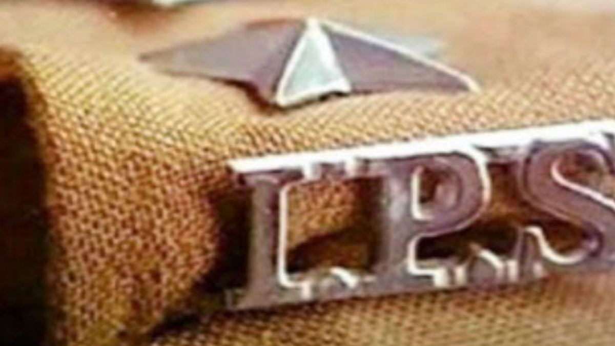 IPS Transfer : छत्तीसगढ़ कैडर के IPS अमित कुमार का हुआ तबादला, CBI एंटी करप्शन विंग की मिली जिम्मेदारी…