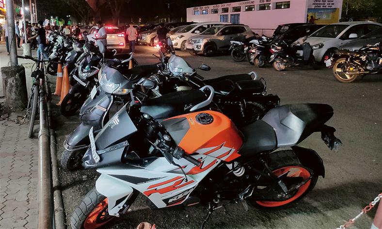1 दिसंबर से शहर में निगम के अंडर आती सभी parking फ्री