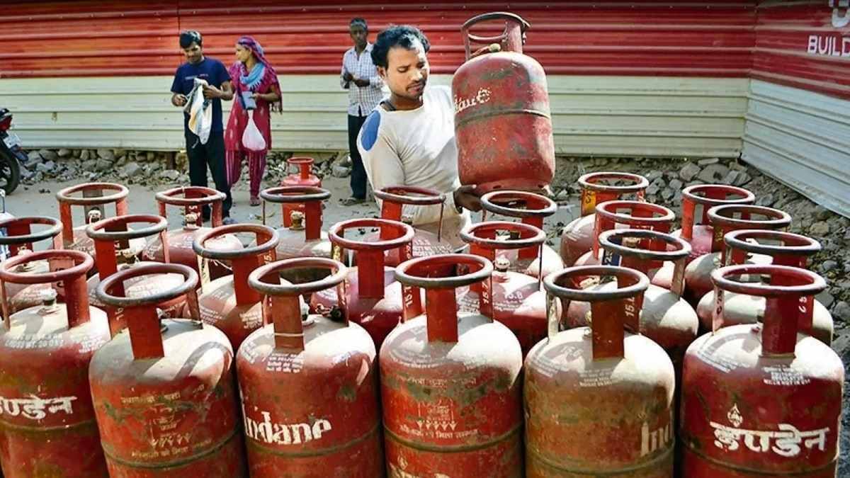 LPG Subsidy Released: कांग्रेस सरकार ने सिलेंडर सब्सिडी के 155 करोड़ किए जारी, 36 लाख लोगों के खाते में ट्रांसफर, जानिए कैसे करें चेक ?