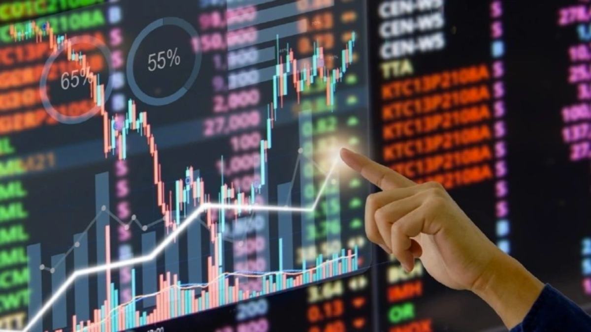 Multibagger Stocks: इन बैंकों ने शेयर बाजार में मचाई धूम, पैसे हो गए डबल, जानिए कितने प्रतिशत मिला रिटर्न ?