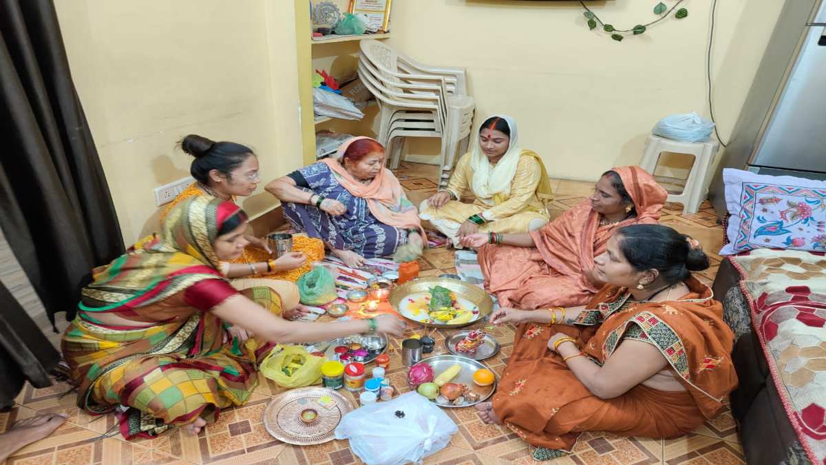 राजधानी में चला प्रसिद्ध कथा वाचक Pradeep Mishra का जादू, ऑनलाइन महारुद्राभिषेक महोत्सव में जुड़े भक्त