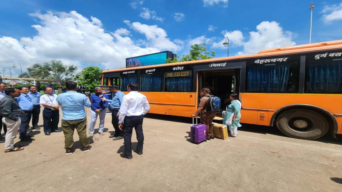 Raipur Airport से Durg तक शुरू हुई City Bus service, जानिए कितना होगा एयरपोर्ट से दुर्ग तक का किराया ?