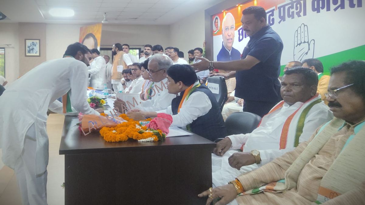 शिक्षक पदोन्नति के बाद संशोधन में गड़बड़ी: CM बघेल तक पहुंचा जेडी दफ्तर का खेल, मुख्यमंत्री लेंगे एक्शन, नप सकते हैं कई अधिकारी
