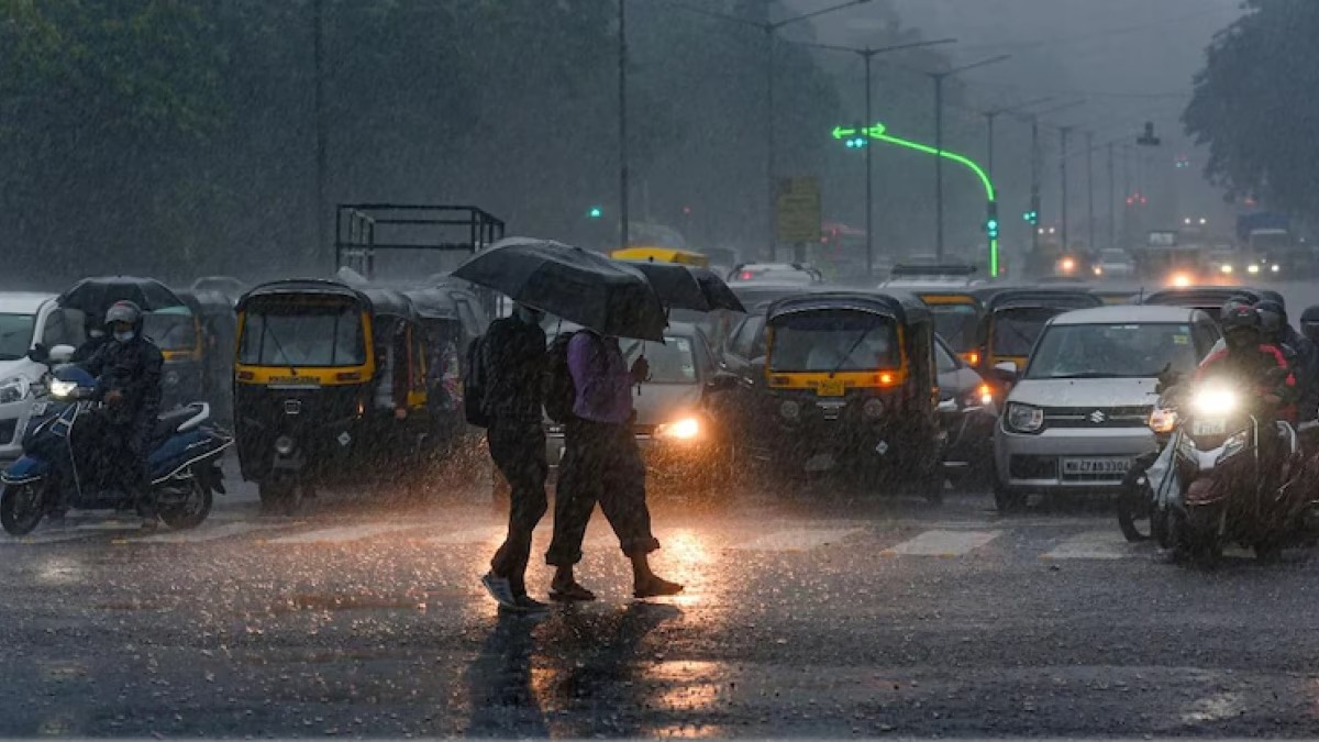 MP में फिलहाल बारिश से नहीं मिलेगी राहत: आज इन जिलों में येलो अलर्ट, प्रदेश में अब तक सामान्य से 13% ज्यादा बारिश दर्ज