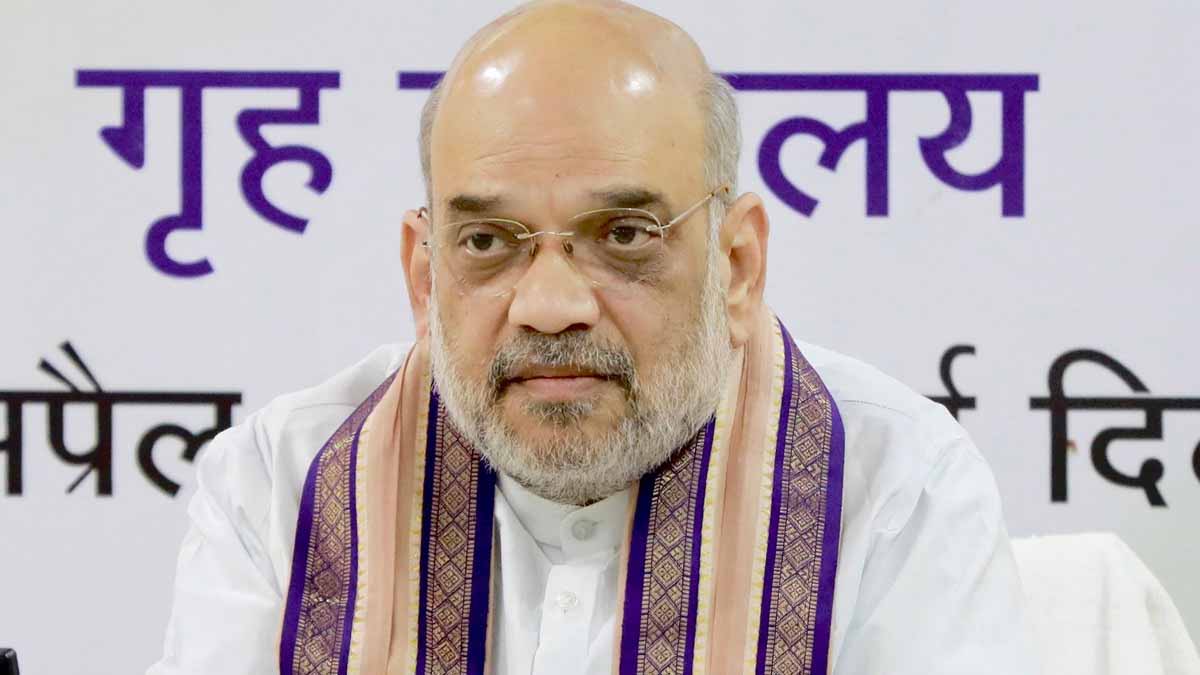 Amit Shah Visit Bhopal: अमित शाह की बैठक में लगी 13 कुर्सियां: कांग्रेस ने दौरे पर साधा निशाना, बीजेपी ने किया पलटवार