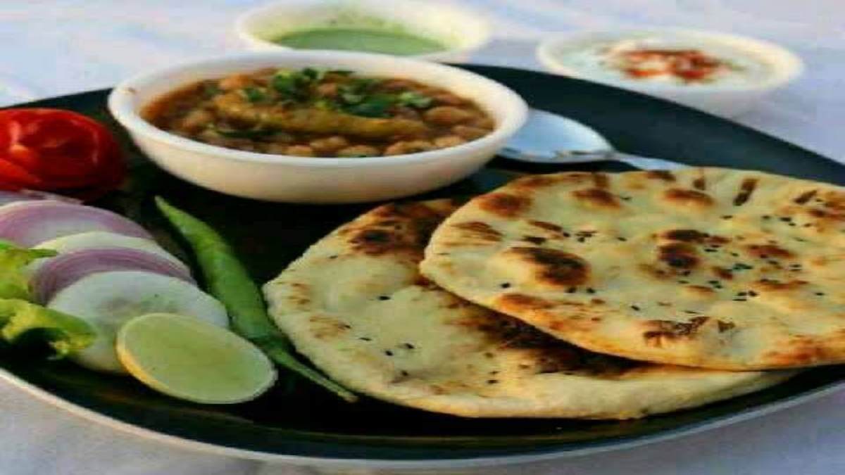 Today’s Recipe : घर पर भी बड़ी आसानी से बन सकता है कुल्चा, यहां जाने कढ़ाई में कुल्चा बनाने का तरीका …