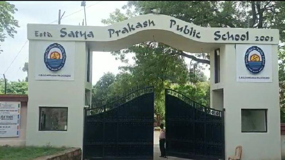 Jabalpur News: स्कूली बच्चों की अचानक बिगड़ी तबीयत, फूड प्वाइजनिंग की आशंका, अस्पताल में कराए गए भर्ती