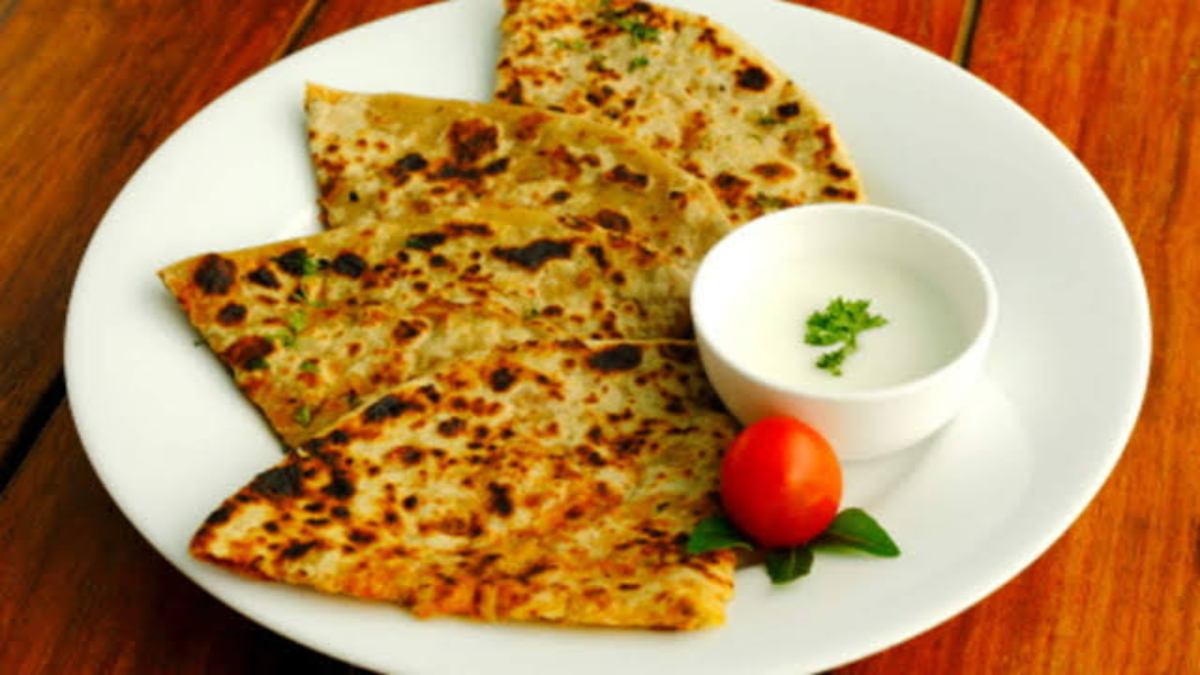 Today’s Recipe : लंच हो या डिनर बनाएं गर्म गर्म चिली गार्लिक पराठा, यहां जानें रेसिपी …