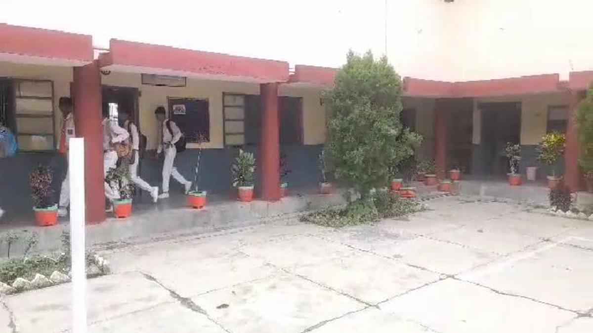अनूपपुर में शिक्षकों की मनमानी: दलित छात्रा को स्कूल नहीं दे रहा मार्कशीट, छात्रों के भविष्य से हो रहा खिलवाड़