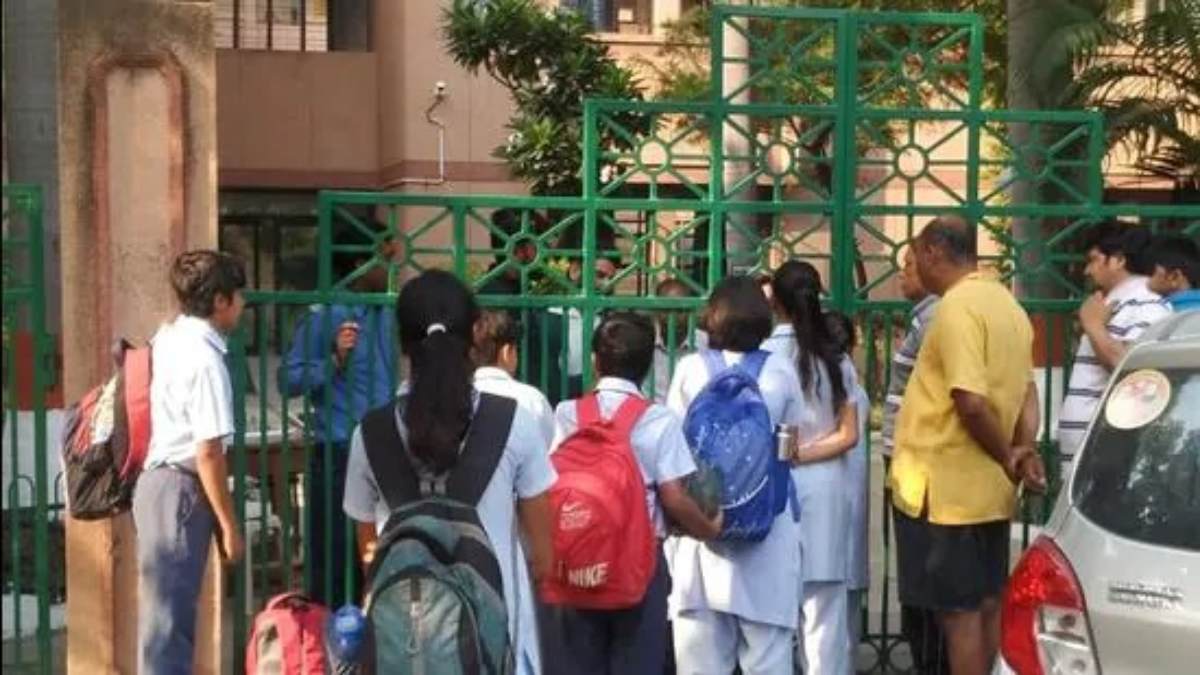 Bhopal News: जिला शिक्षा अधिकारी की लापरवाही से स्टूडेंट्स और अभिभावक हुए परेशान, अब DEO पर गिरेजी गाज