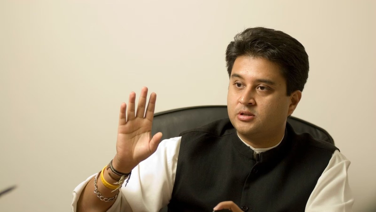 ज्योतिरादित्य सिंधिया ने राष्ट्रीय संगठन मंत्री श्रीधर पराड़कर से की मुलाकात: कांग्रेस पर कसा तंज, अमित शाह के दौरे पर कही यह बात