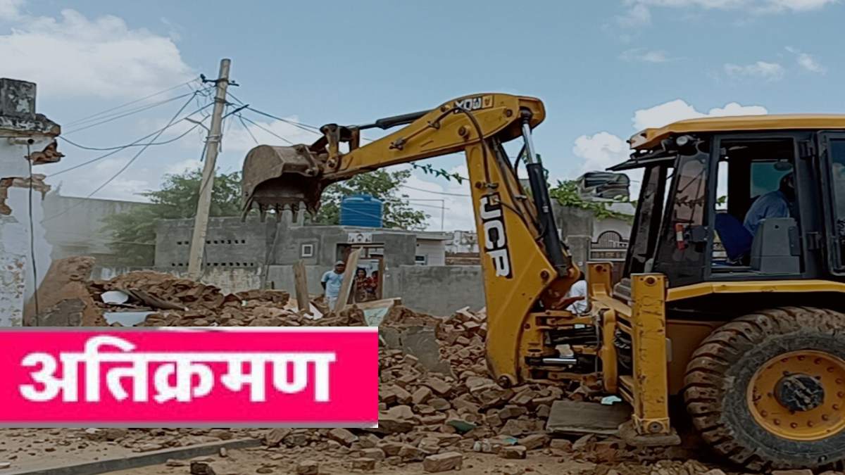 Noida News: अतिक्रमण हटाने गई टीम के साथ हाथापाई