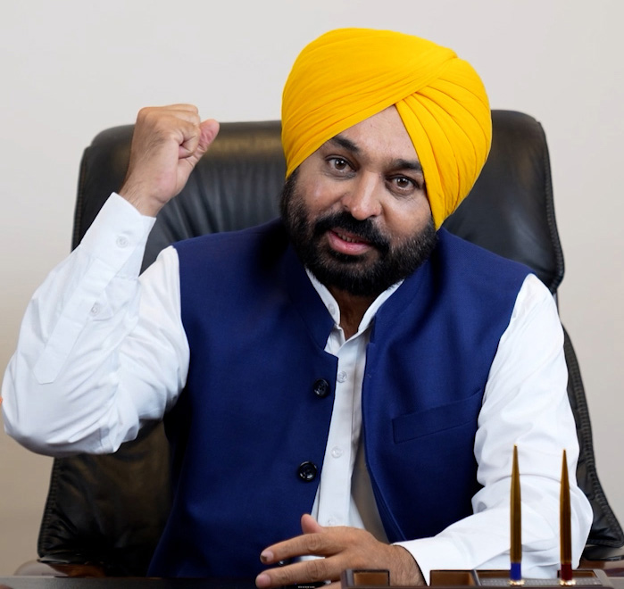 स्कूली बच्चों को लेकर CM मान की अहम बैठक शुरू, 24 से 26 जुलाई तक फिर बढ़ी स्कूलों की छुट्टी